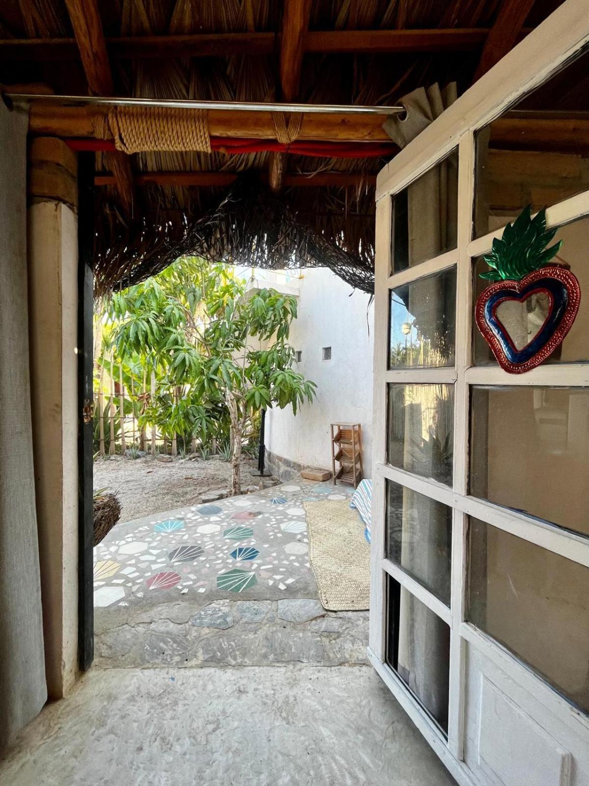 La Sardina Hostel โทโดส ซานโตส ภายนอก รูปภาพ